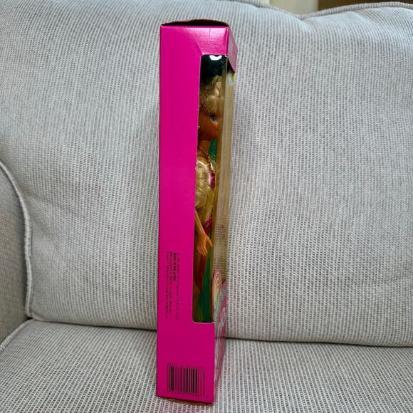 Vintage 1991 Sun Sensation Skipper Barbie doll in box. Box has damage - Picture 5 of 8